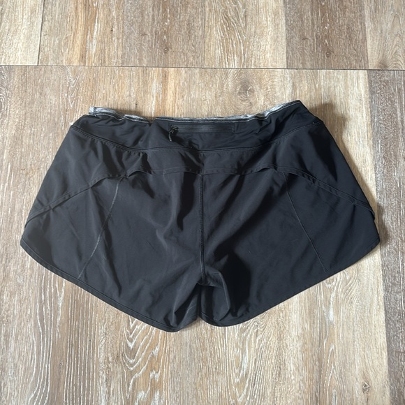Lululemon Shorts - Picture 3 of 5